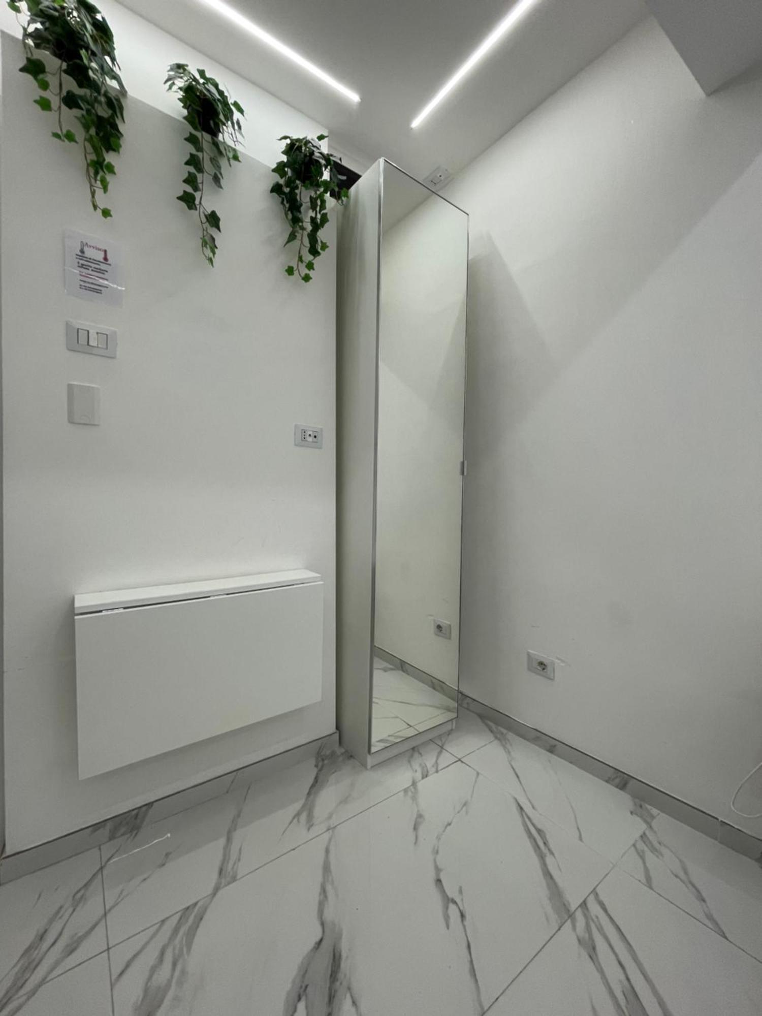 Ferienwohnung Luxury 6 Al Duomo Di Parma Exterior foto
