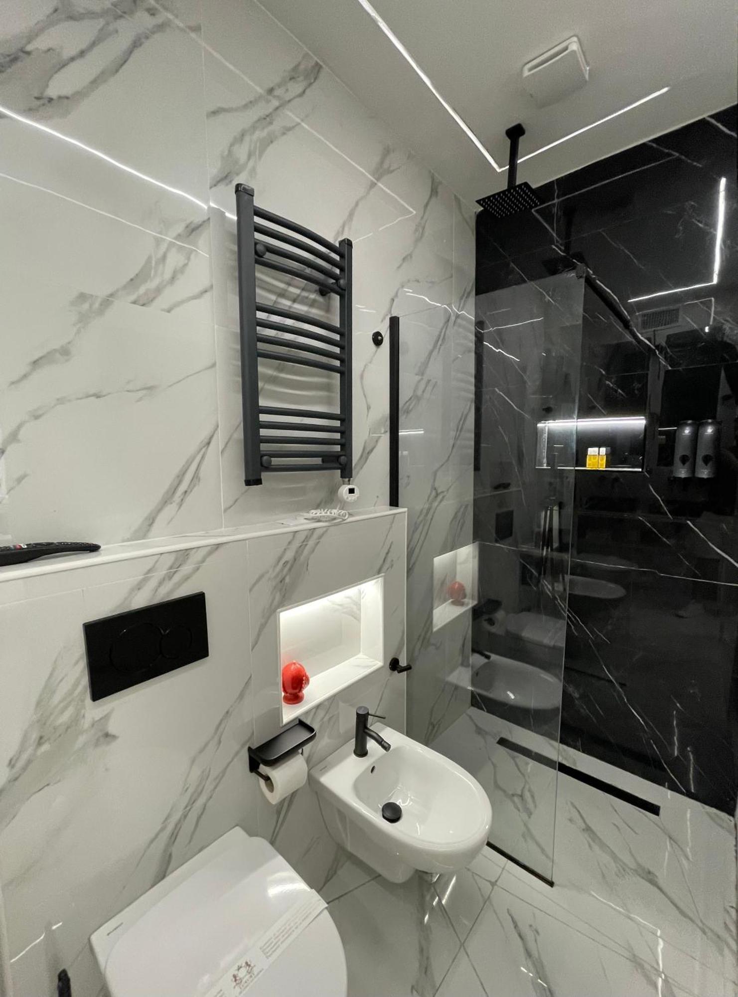 Ferienwohnung Luxury 6 Al Duomo Di Parma Exterior foto